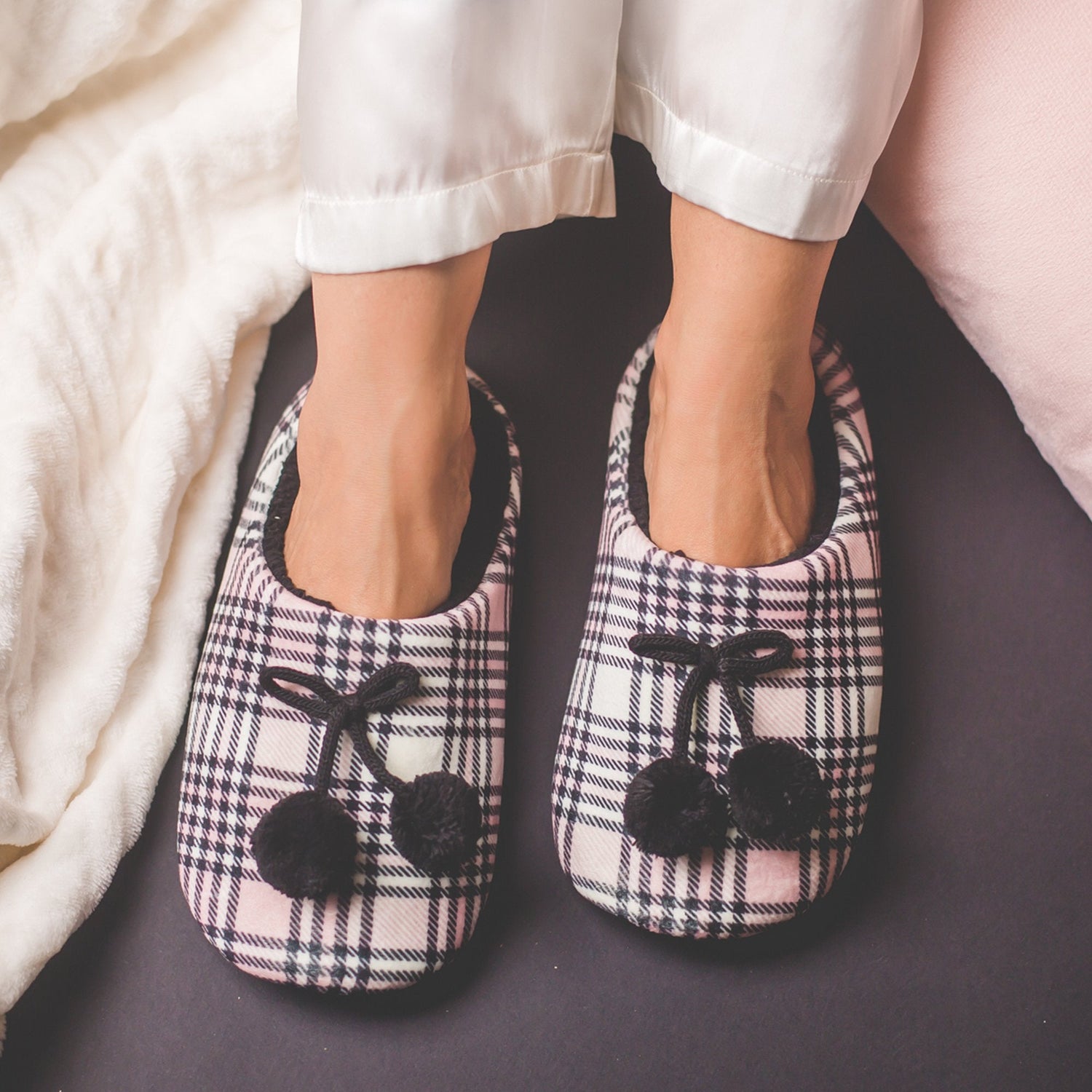 PANTOUFLA شبشب Carreaux وردي