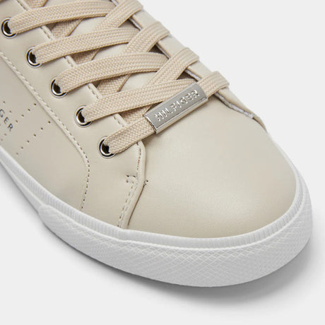 Tommy Hilfiger -  Lorio Sneaker For Women