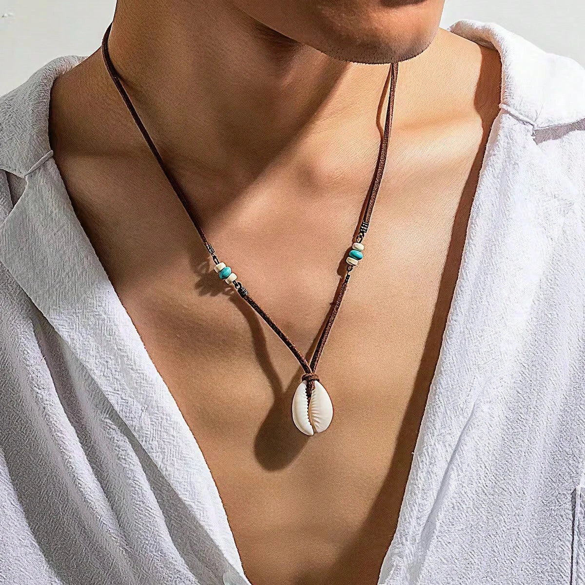 SHEIN ‚Äì Men's Nautical Steering Wheel Necklace
