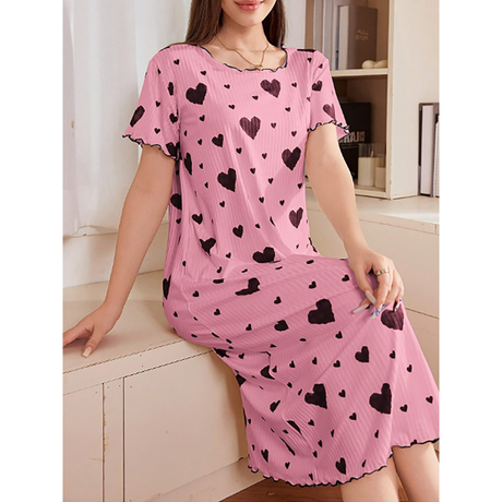 SHEIN- قميص نوم Dream Adore بأكمام قصيرة وطبعة قلوب