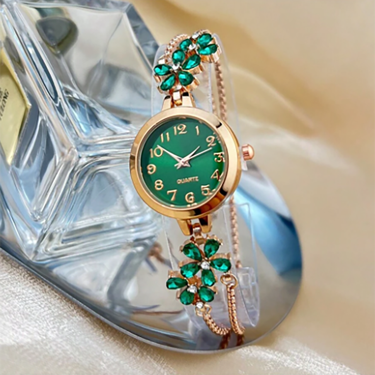 SHEIN- Elegant women's quartz watch